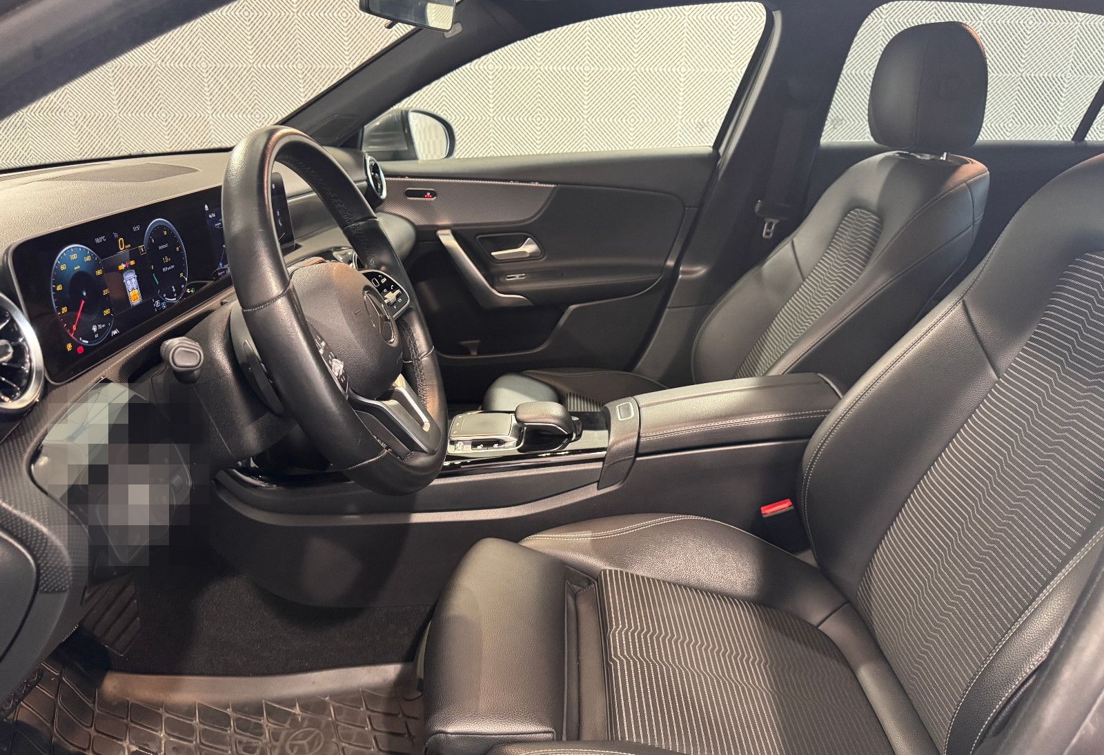 Mercedes-Benz A 250 4Matic*PROGRESSIVE*AHK-TEMPO-LED-MBUX-19" foto 14