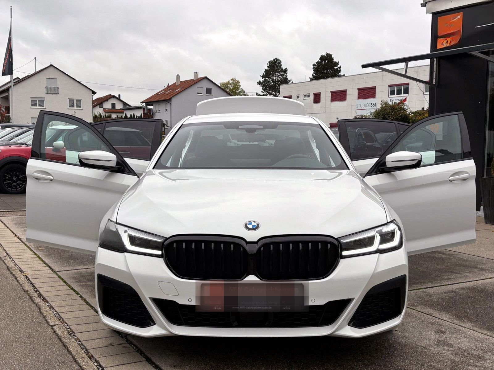 BMW 520d Steptr. Limo M-Sport ACC KAM AHK LED SHZ foto 3