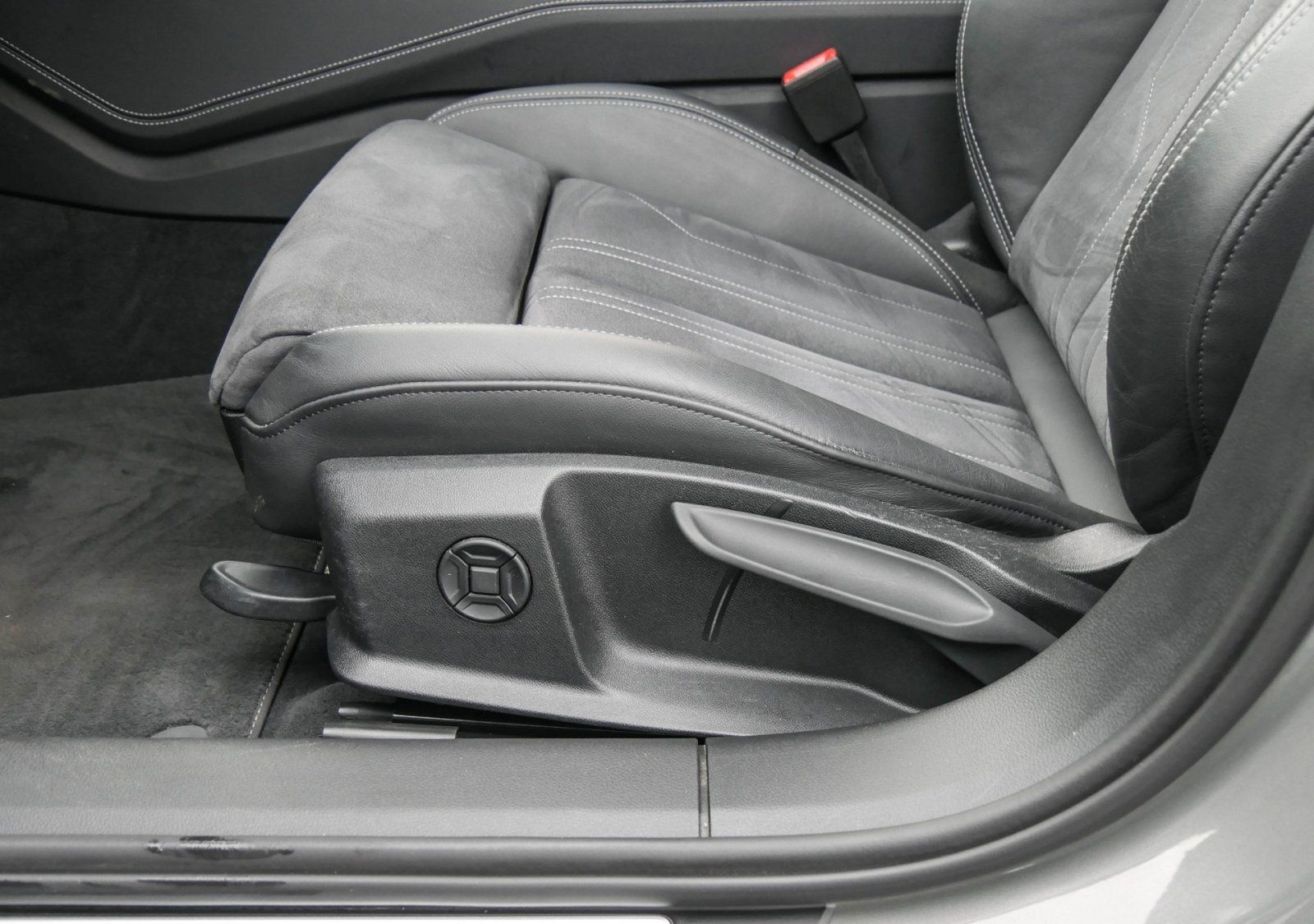Audi A6 allroad 40 TDI quattro HD-Matrix Kamera Navi foto 13