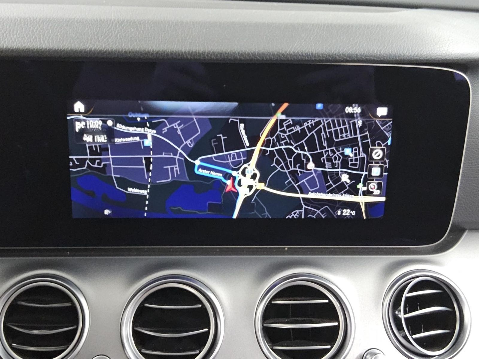 Mercedes-Benz E 300 e Avantgarde Navi LED Widescreen RFK foto 7