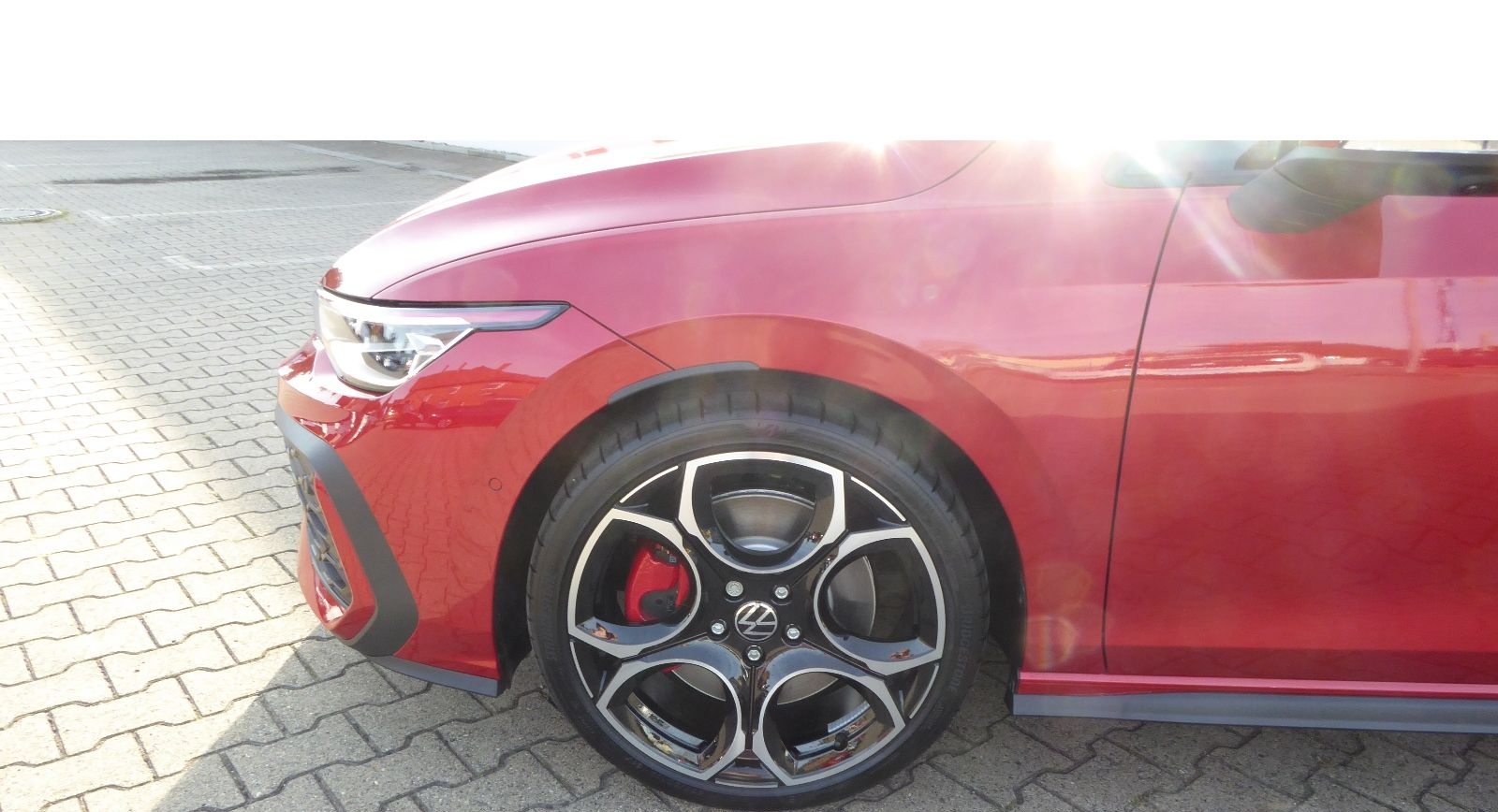 Volkswagen Golf VIII GTI 2.0 TSI DSG IQ LED NAVI P-DACH DCC foto 13