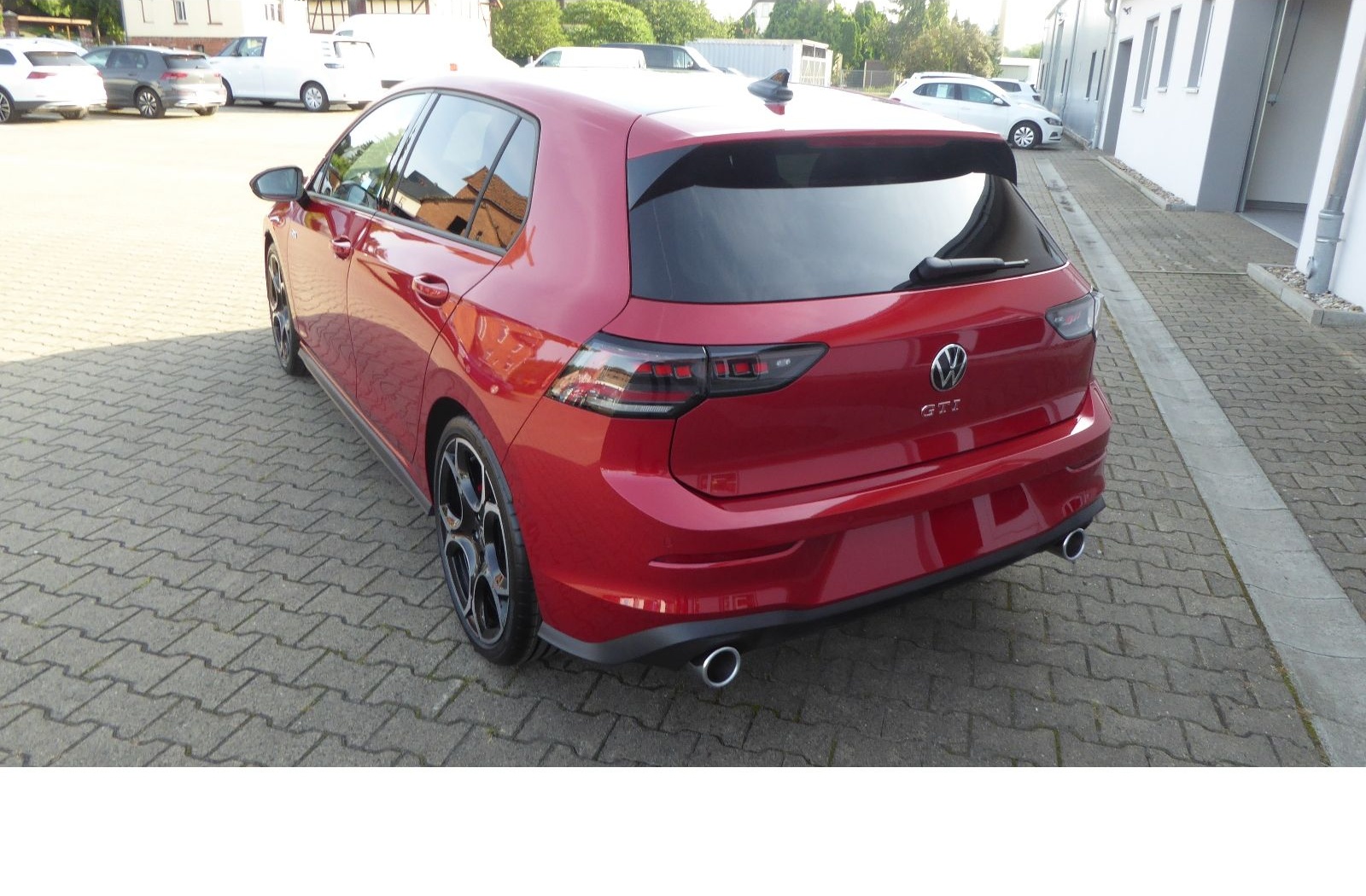 Volkswagen Golf VIII GTI 2.0 TSI DSG IQ LED NAVI P-DACH DCC foto 5
