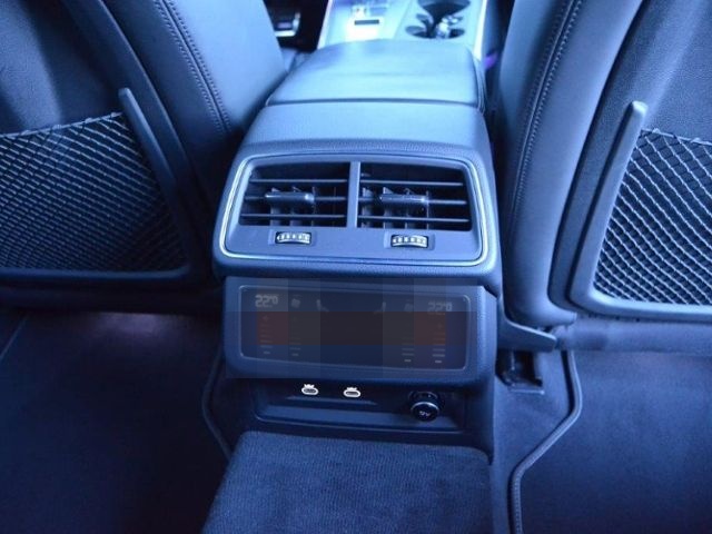 Audi A6 Avant Sport 55 TFSI quattro S-tronic S-line E foto 19