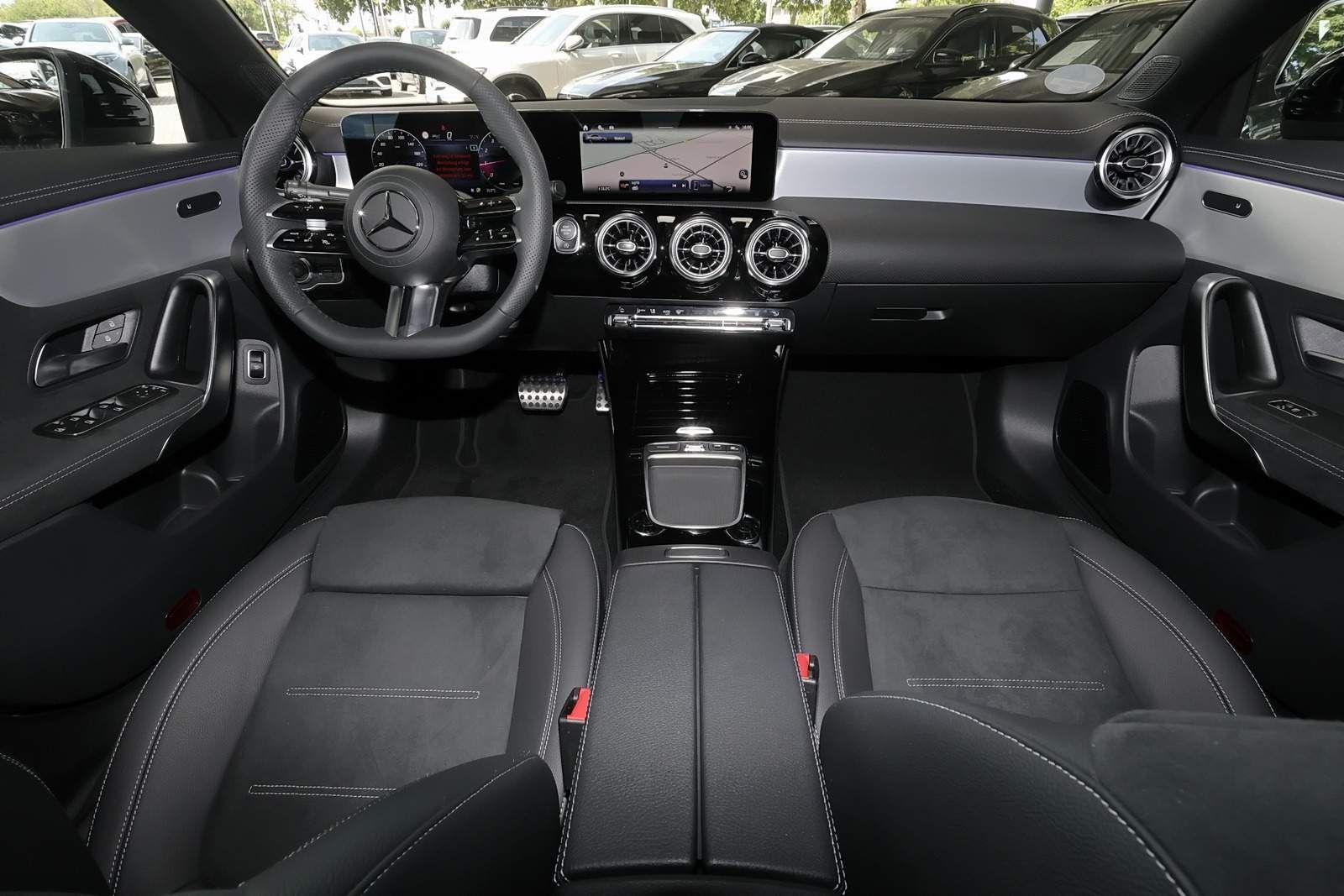Mercedes-Benz CLA 200 Coupé AMG MBUX+RüKam+M-LED+AHK+Standhzg foto 5