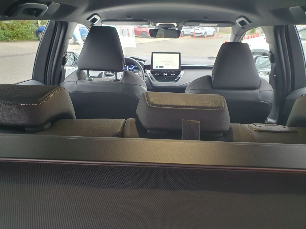 Toyota Corolla 1.8 Hybrid Touring Sports Team D + LED foto 5