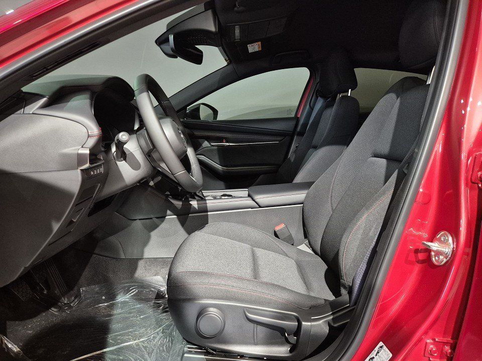 Mazda 3 5HB 2.5L e-SKYACTIV G 140ps 6MT FWD Homura foto 7