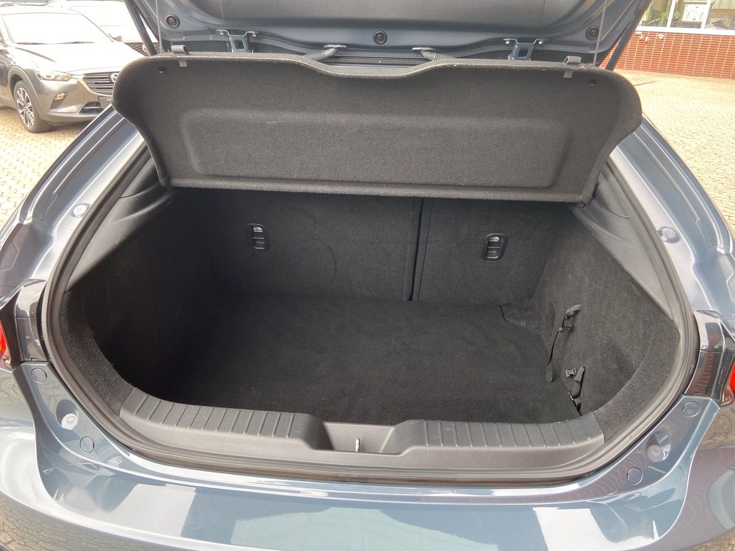 Mazda 3 SKYACTIV-G AT Selection Des-P foto 8