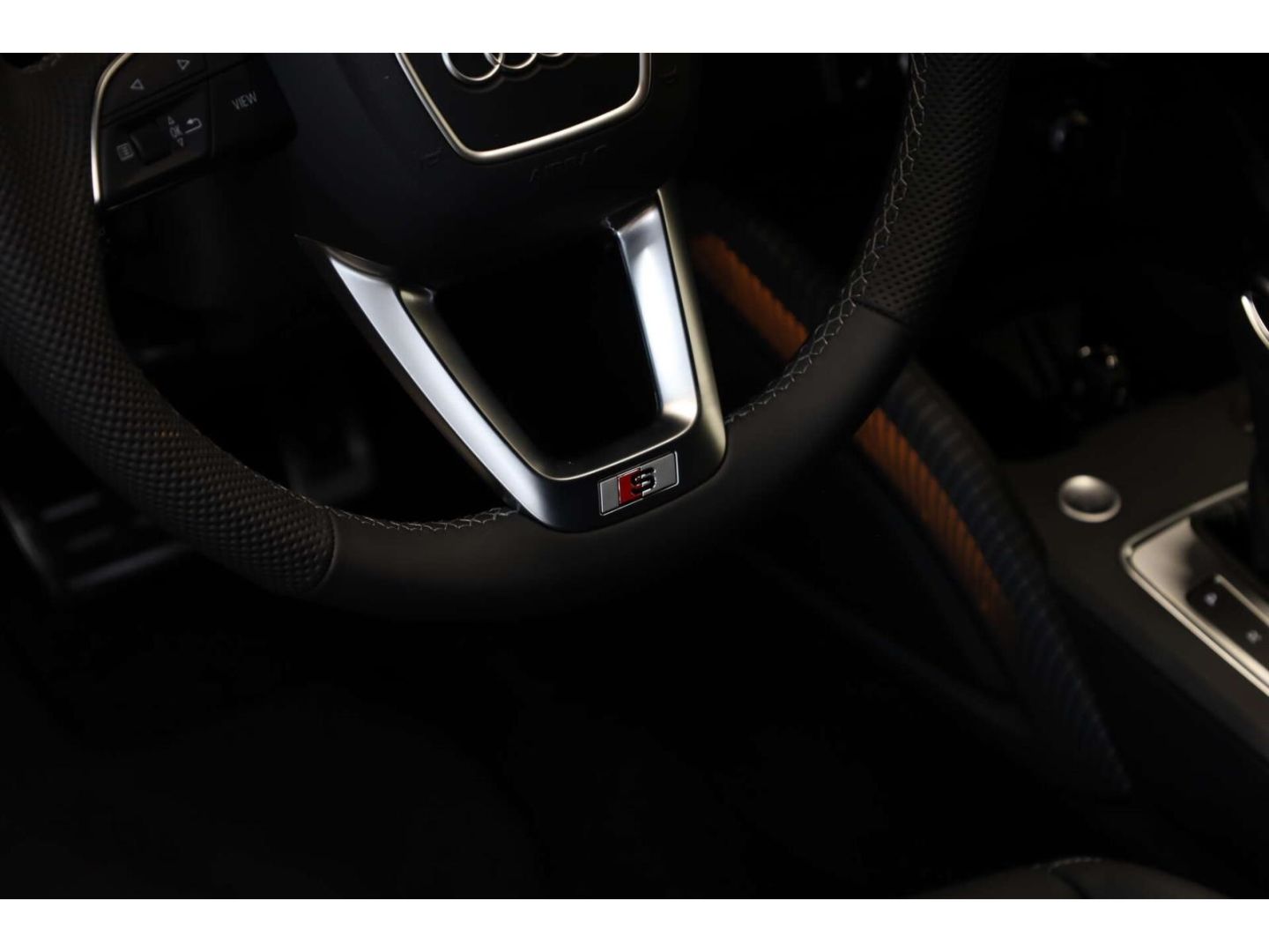 Audi Q2 35 TFSI S line foto 19