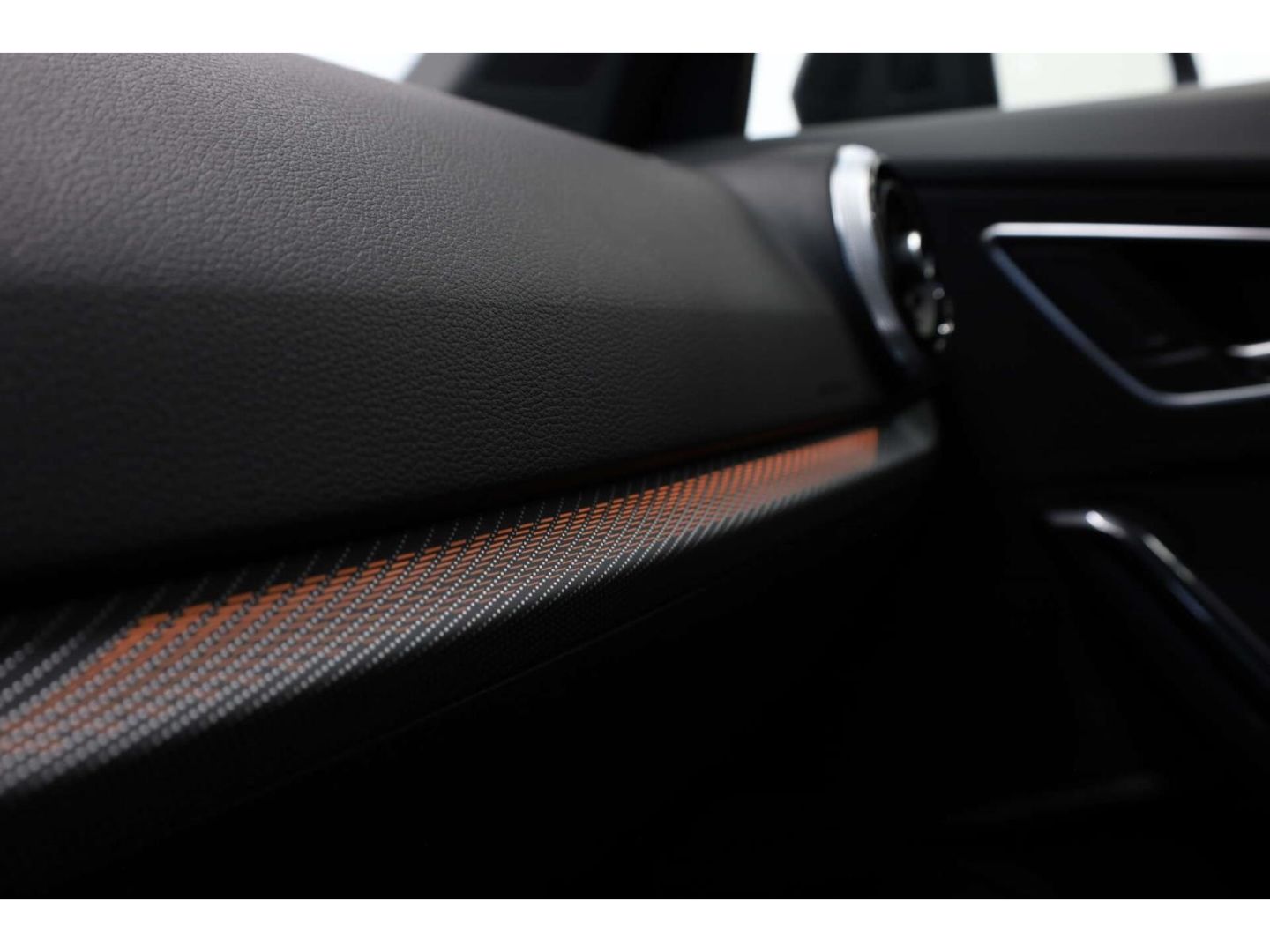 Audi Q2 35 TFSI S line foto 21
