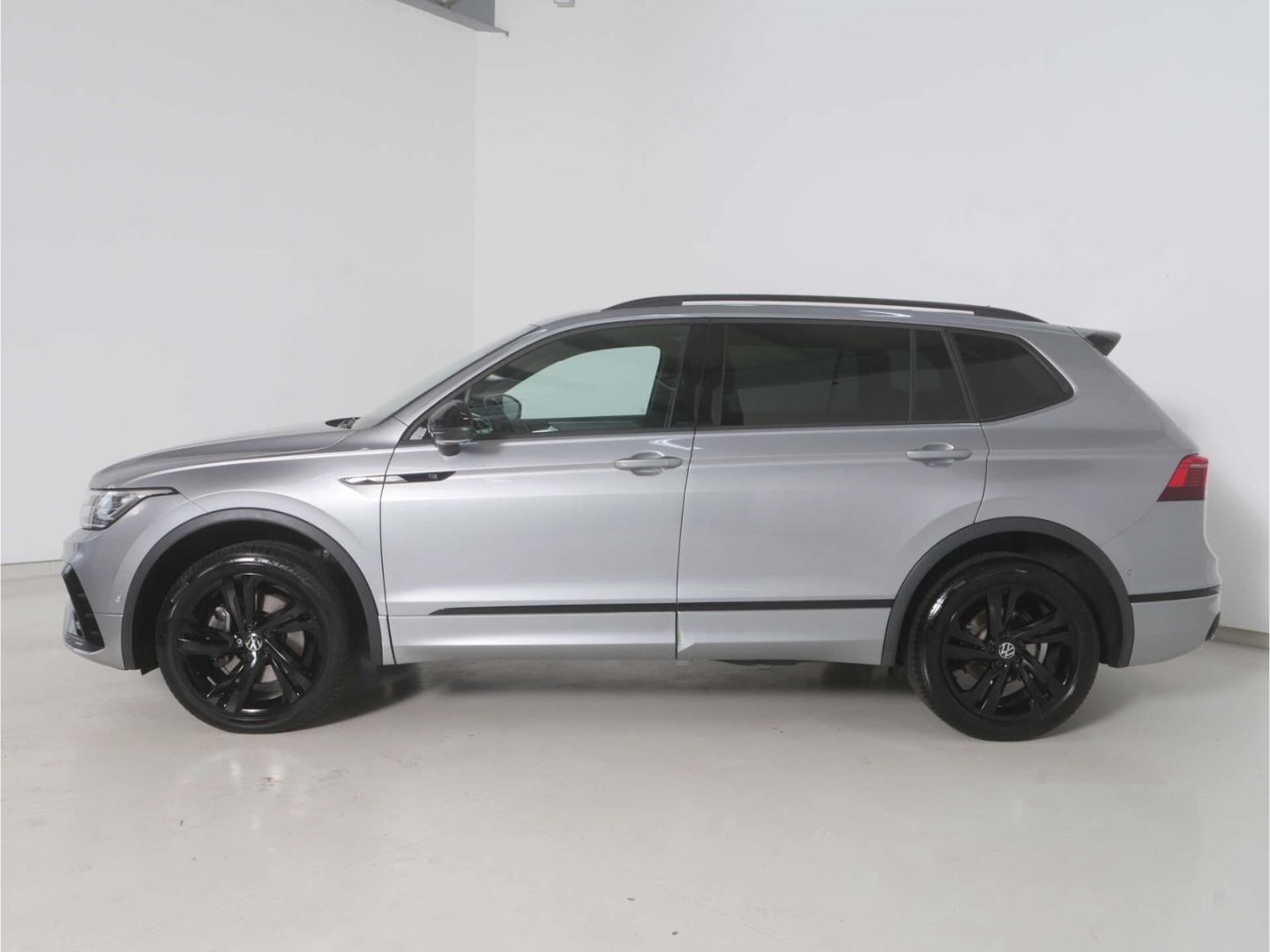 Volkswagen Tiguan Allspace 2.0 TDI 4Mot. R-Line DSG 7-Sitze foto 5