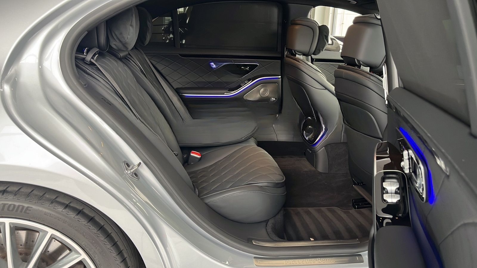 Mercedes-Benz S400d 4M LANG AMG+20"|NAPPA RAUTE|PANO|STANDHZ foto 17