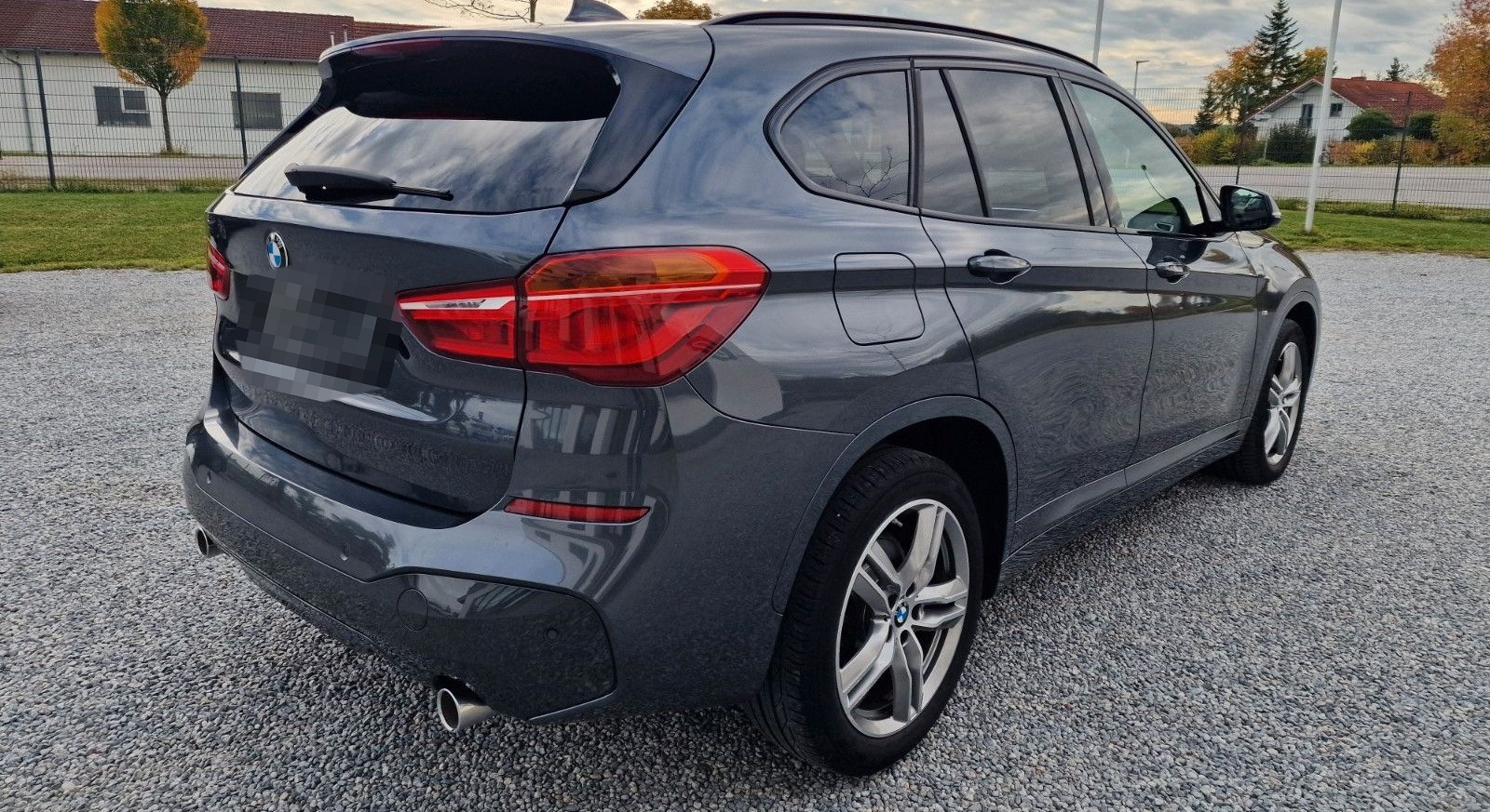 BMW X1 sDrive 18d M-Sport *Navi*LED*HUD*HiFi*Driv.As foto 7