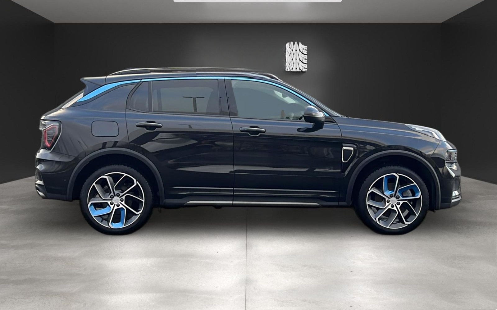 Lynk&Co 01 1.5 TD PHEV 192 kW 20*LED*360°*Pano*Sound*DAB foto 11