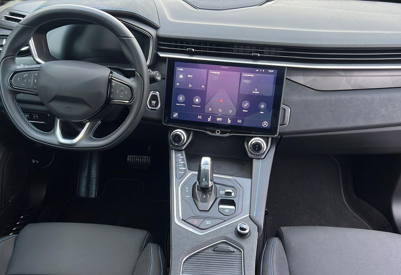 Lynk&Co 01 1.5 TD PHEV 192 kW 20*LED*360°*Pano*Sound*DAB foto 14