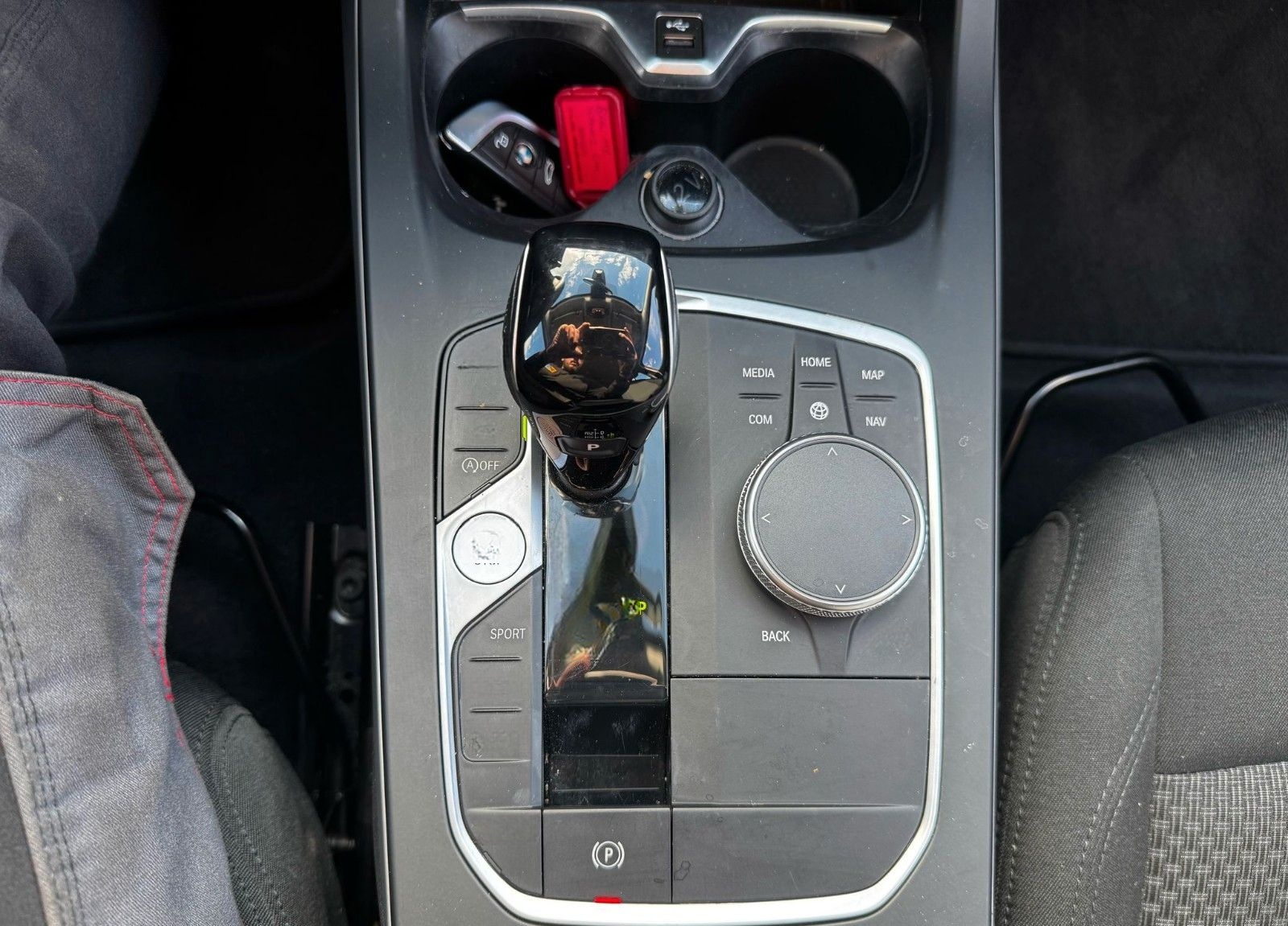BMW 118 i Advantage >AUT/NAVI/LED/SHZ/PDC< foto 11