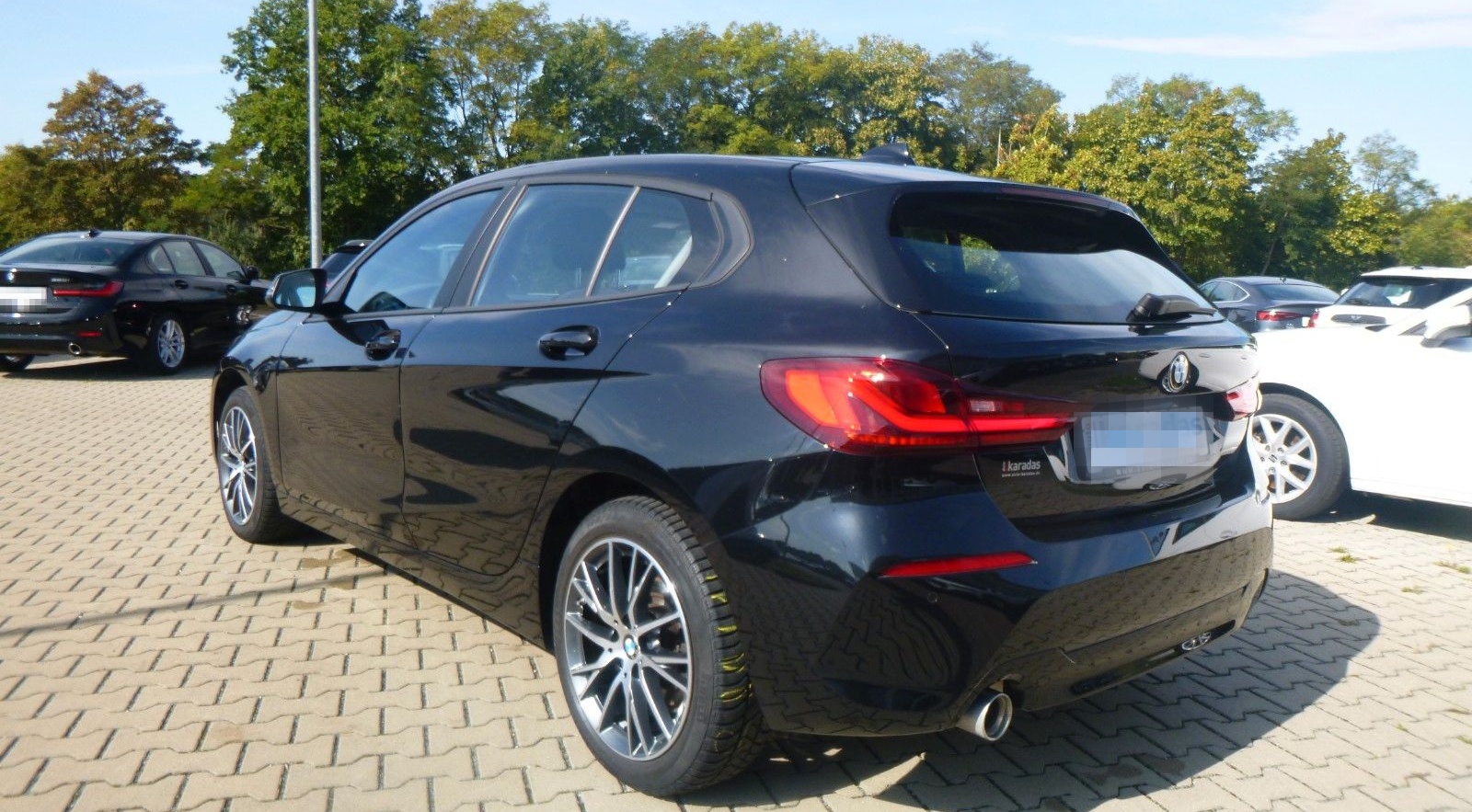 BMW 118 i Advantage >AUT/NAVI/LED/SHZ/PDC< foto 3