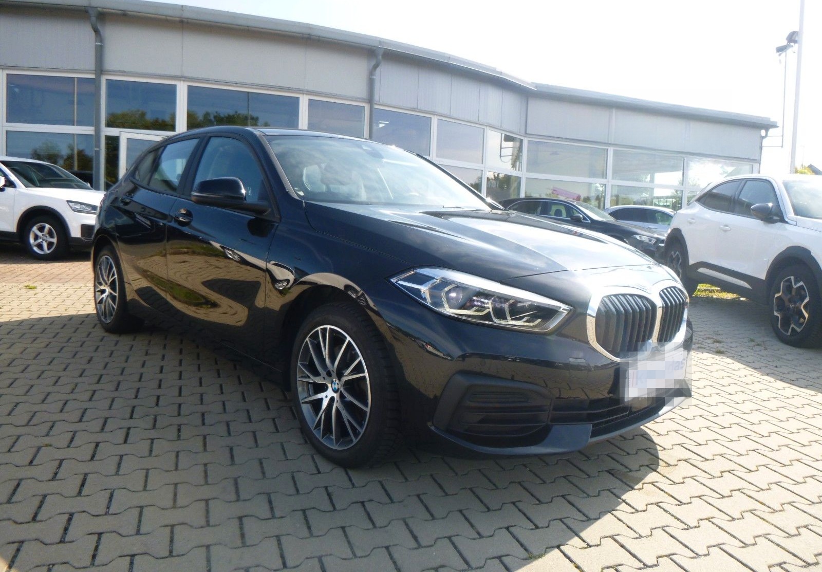 BMW 118 i Advantage >AUT/NAVI/LED/SHZ/PDC< foto 4