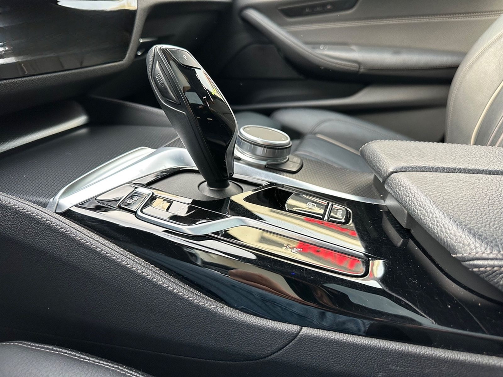 BMW 530i xDrive Touring M Sport | Panorama | Head-Up foto 22