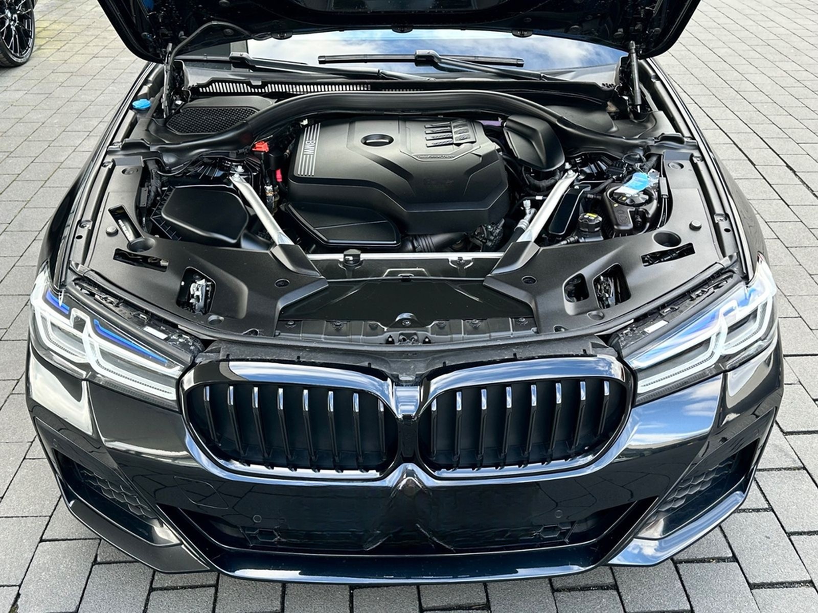 BMW 530i xDrive Touring M Sport | Panorama | Head-Up foto 6