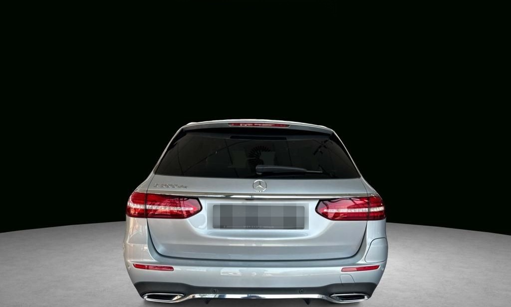 Mercedes-Benz E 300 de T-Modell AMG Line ACC LED Navi Pano SD foto 6