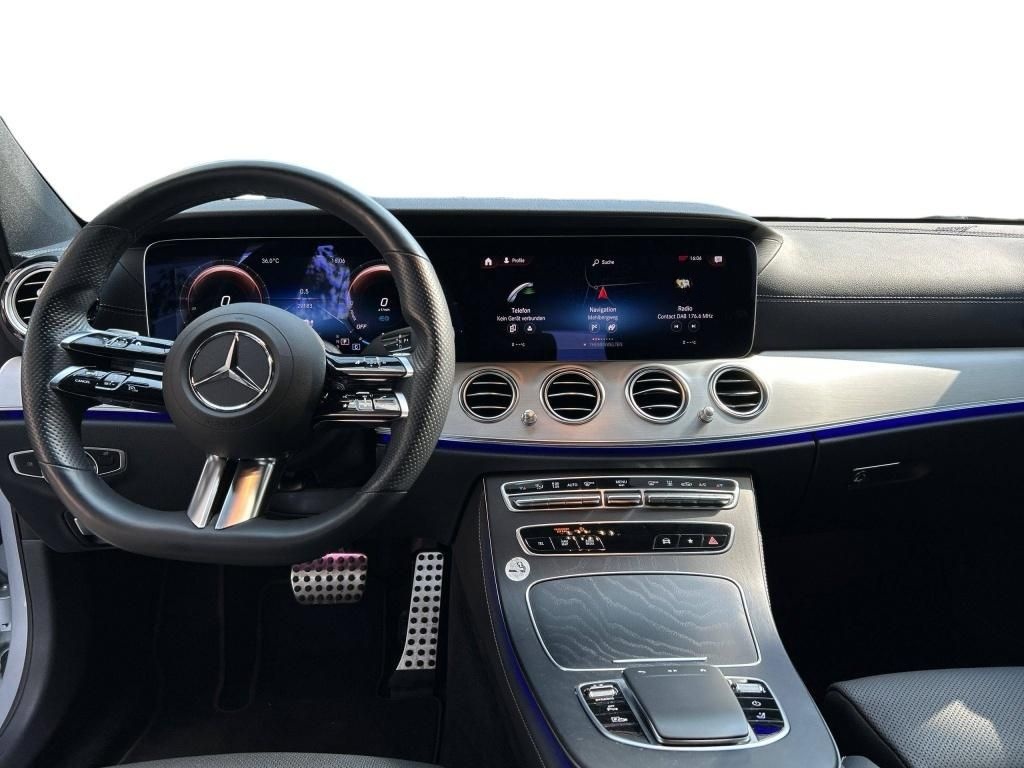Mercedes-Benz E 300 de T-Modell AMG Line ACC LED Navi Pano SD foto 8