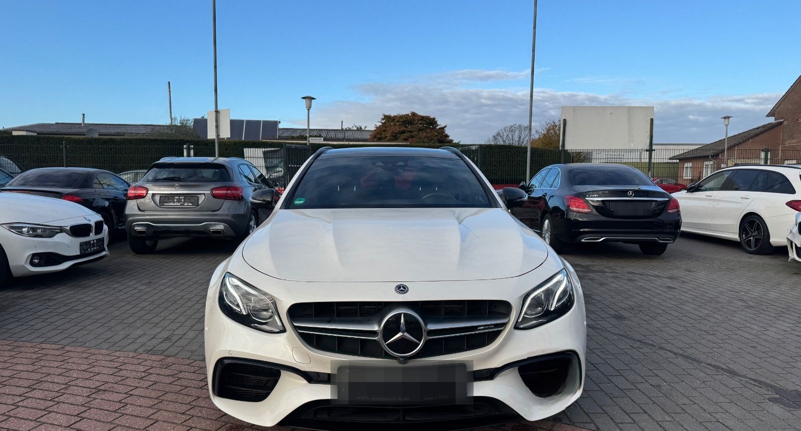 Mercedes-Benz E 63 AMG T 4Matic | WIDESCREEN | PANO | 360° foto 3