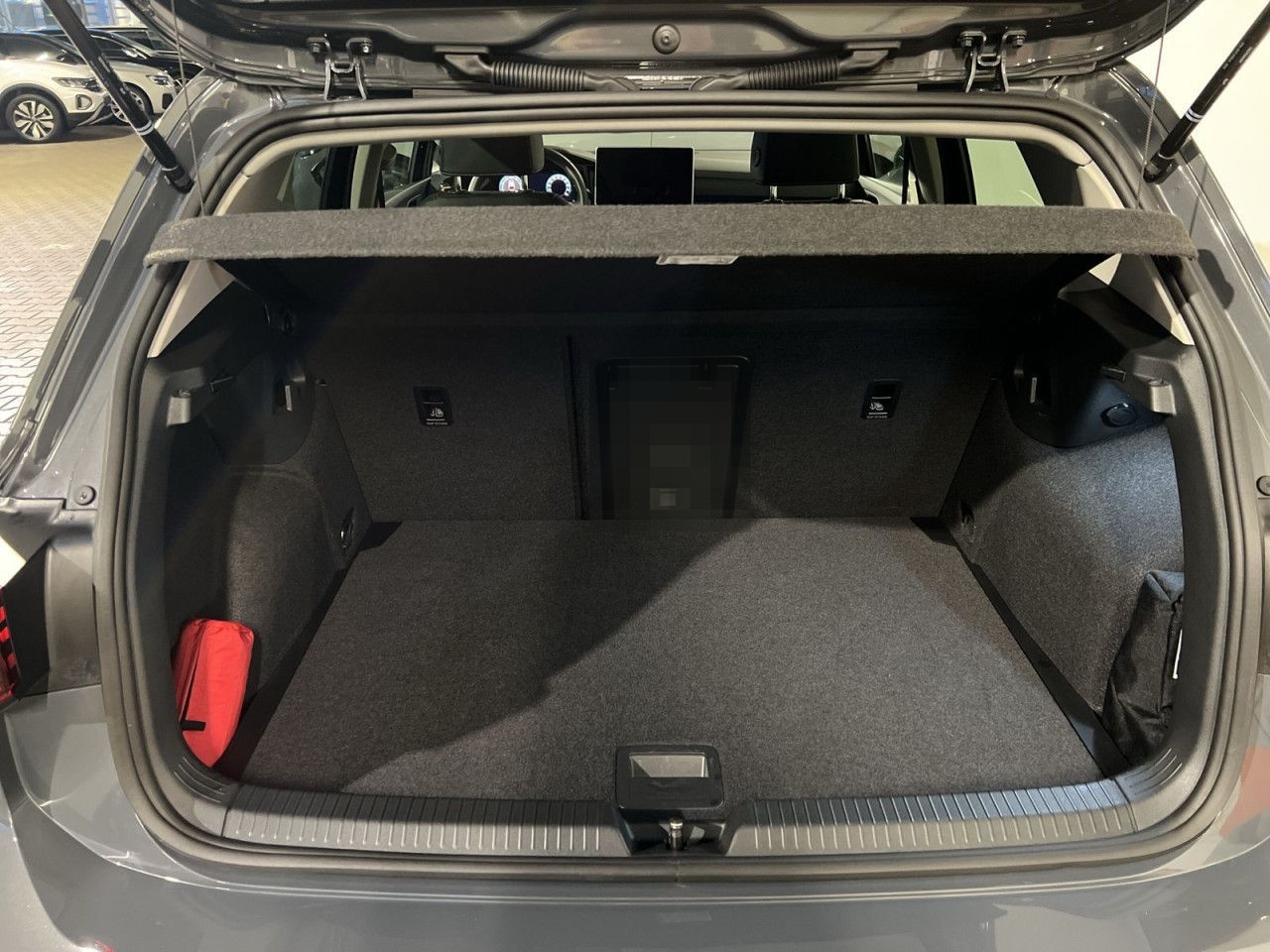 Volkswagen Golf GOAL 1.5 eTSI DSG LED ACC foto 9