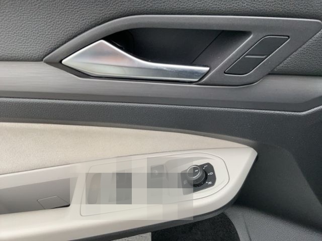 Volkswagen Golf VIII 1.5 eTSI DSG Style NAVI+LED PLUS+KAMER foto 11