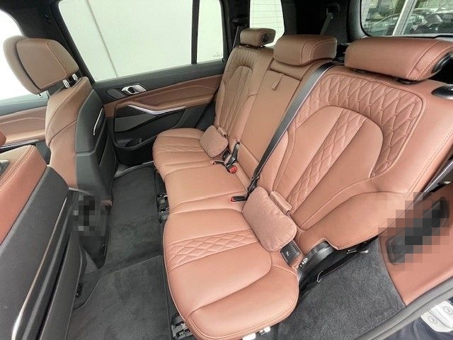 BMW X7 xDrive 40d Sportpaket HUD Luftfederung Niveau foto 13
