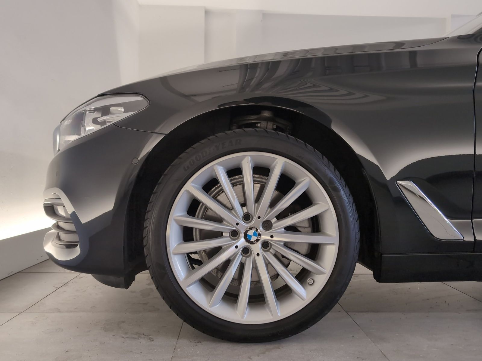 BMW 520d Lim Navi/LED/HuD/LR-Hz/HiFi/Lordose/DAB/PA foto 10