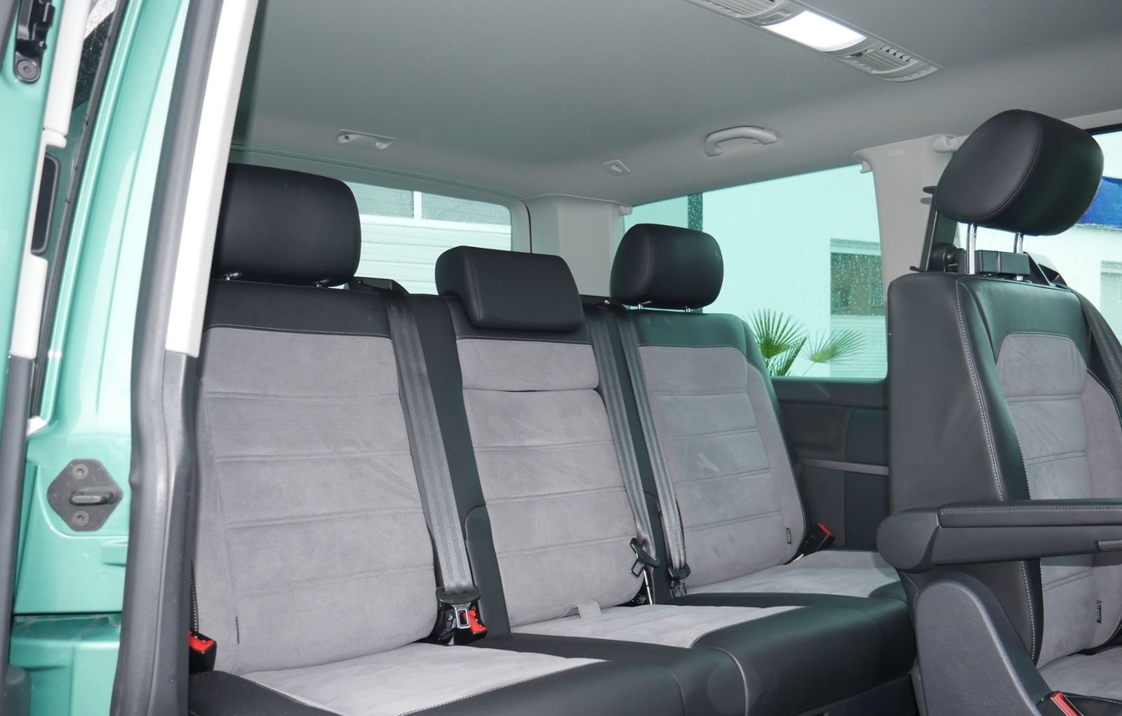 Volkswagen T6.1 Multivan 2.0 TDI Generation Six DSG AHK ACC foto 6