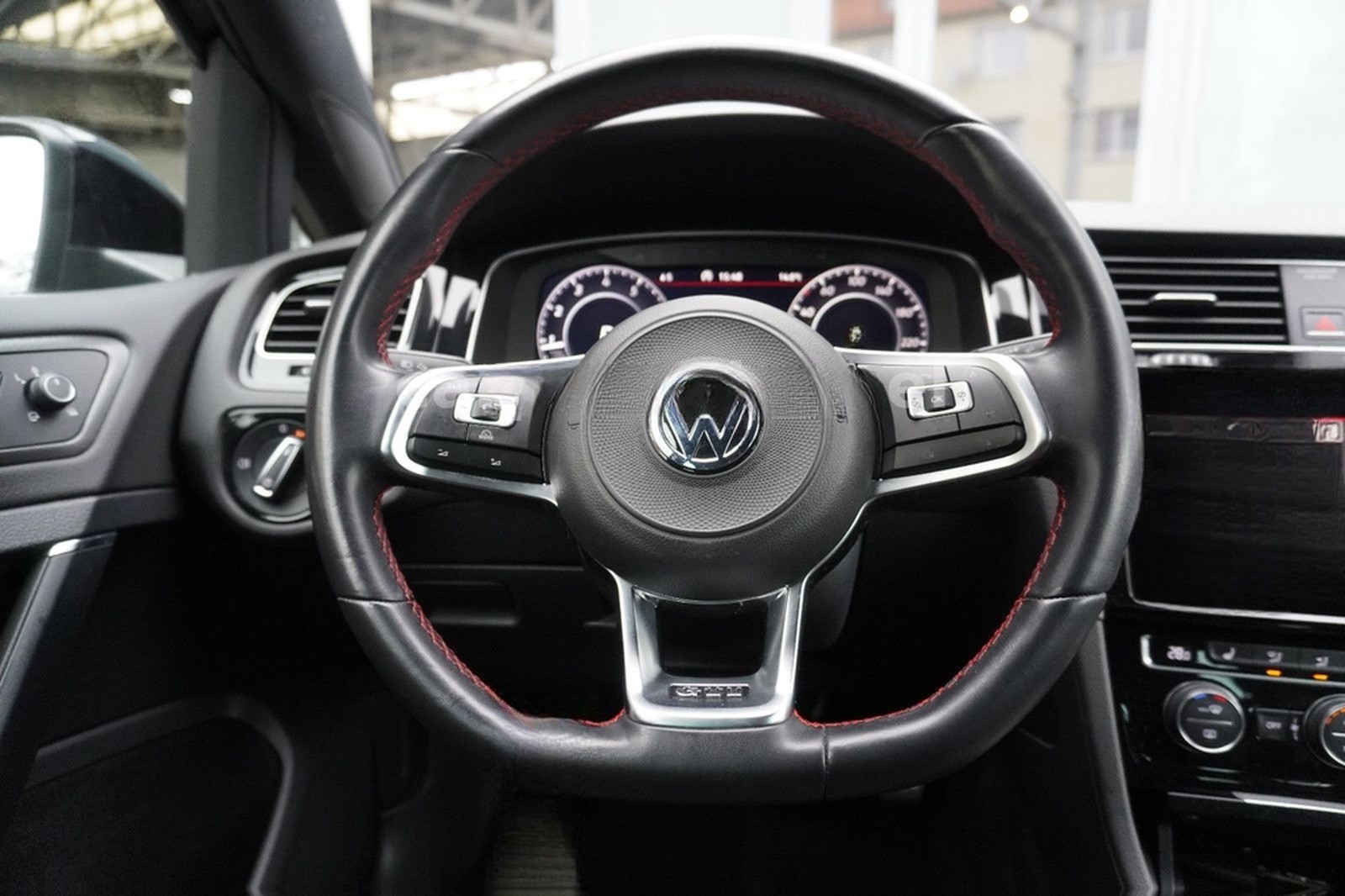 Volkswagen Golf VII Lim. GTI Performance DSG/LED/Euro 6 foto 16
