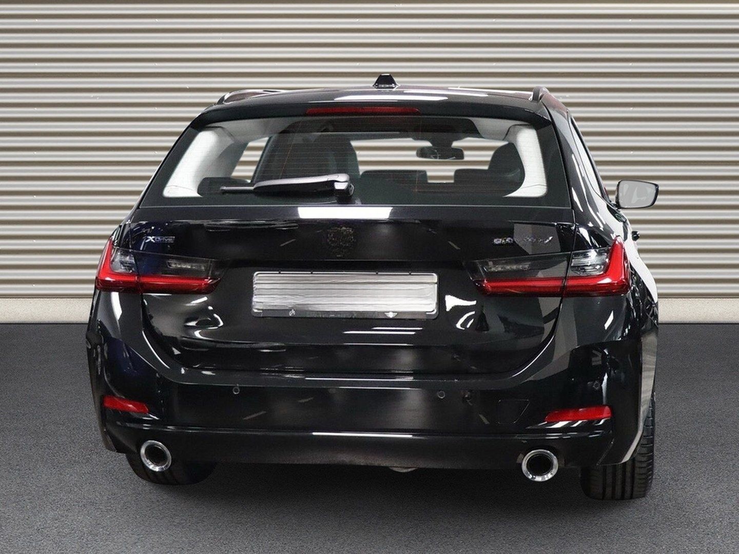 BMW 320d xDrive foto 2