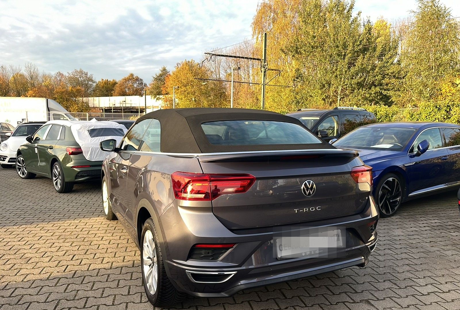 Volkswagen T-Roc Cabriolet R-Line 1.5 TSI DSG foto 2