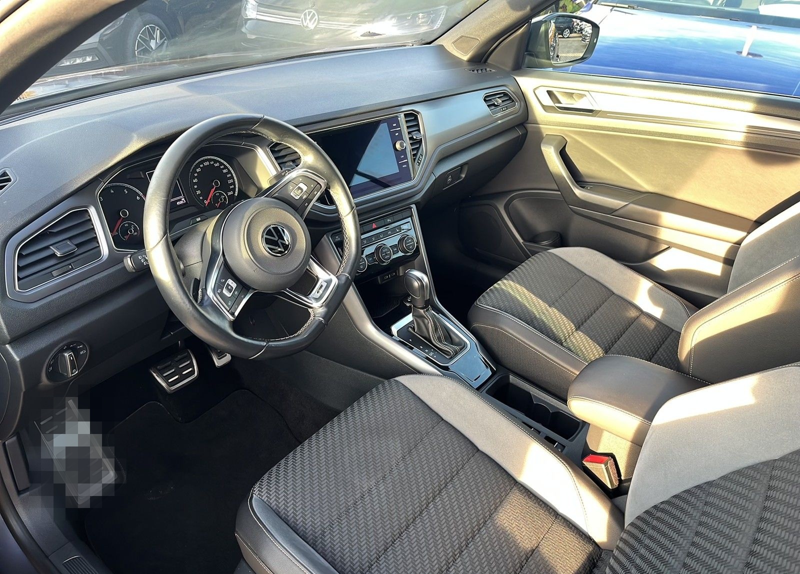 Volkswagen T-Roc Cabriolet R-Line 1.5 TSI DSG foto 8