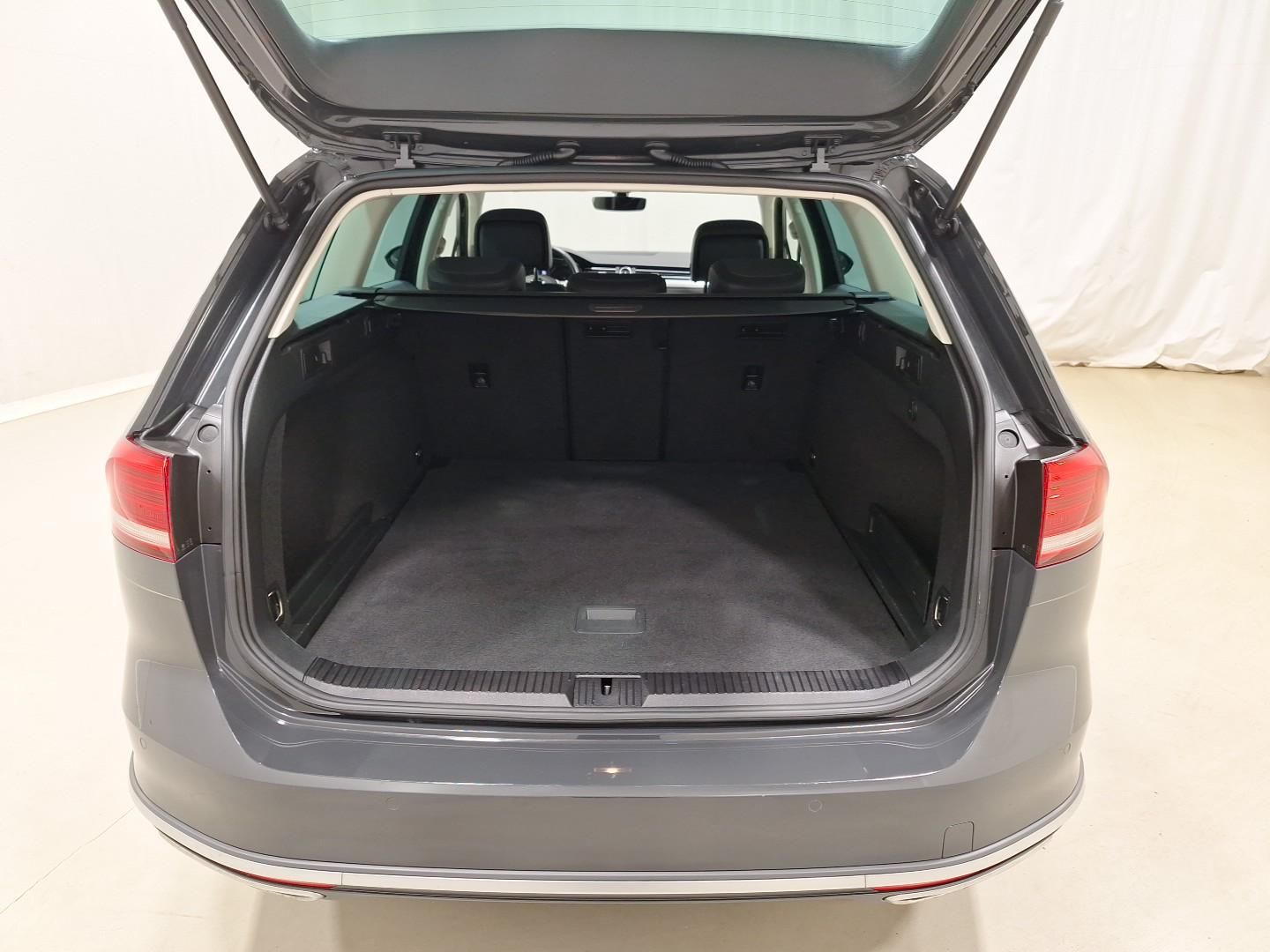 Volkswagen Passat Variant 2.0 TDI Alltrack SHZ|Navi|ACC|RFK foto 13