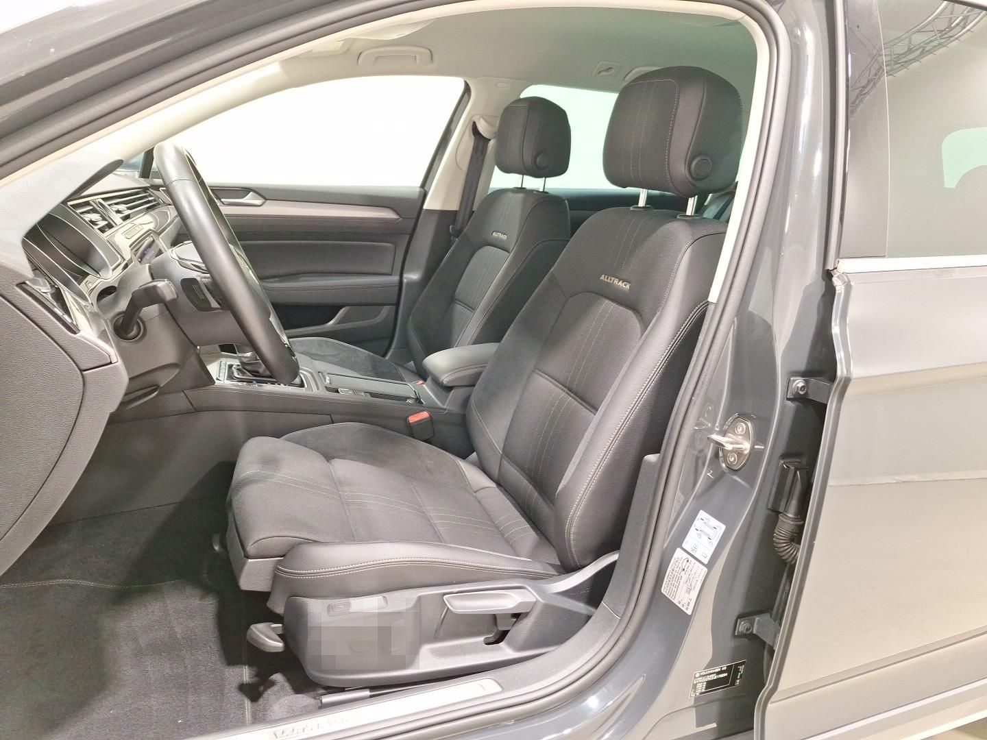 Volkswagen Passat Variant 2.0 TDI Alltrack SHZ|Navi|ACC|RFK foto 17