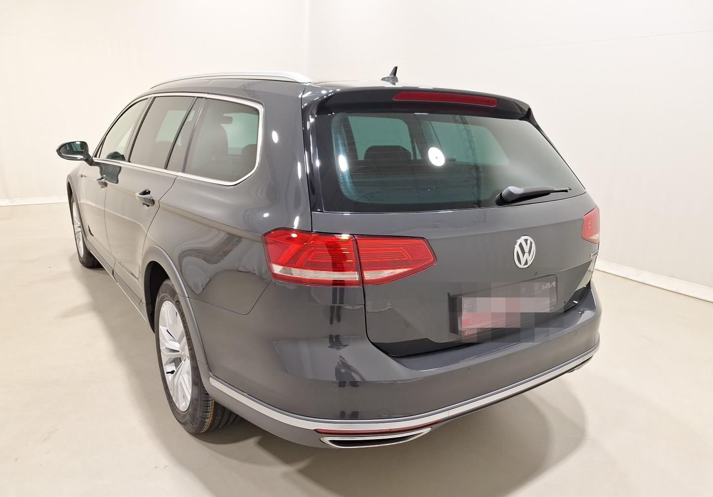 Volkswagen Passat Variant 2.0 TDI Alltrack SHZ|Navi|ACC|RFK foto 4