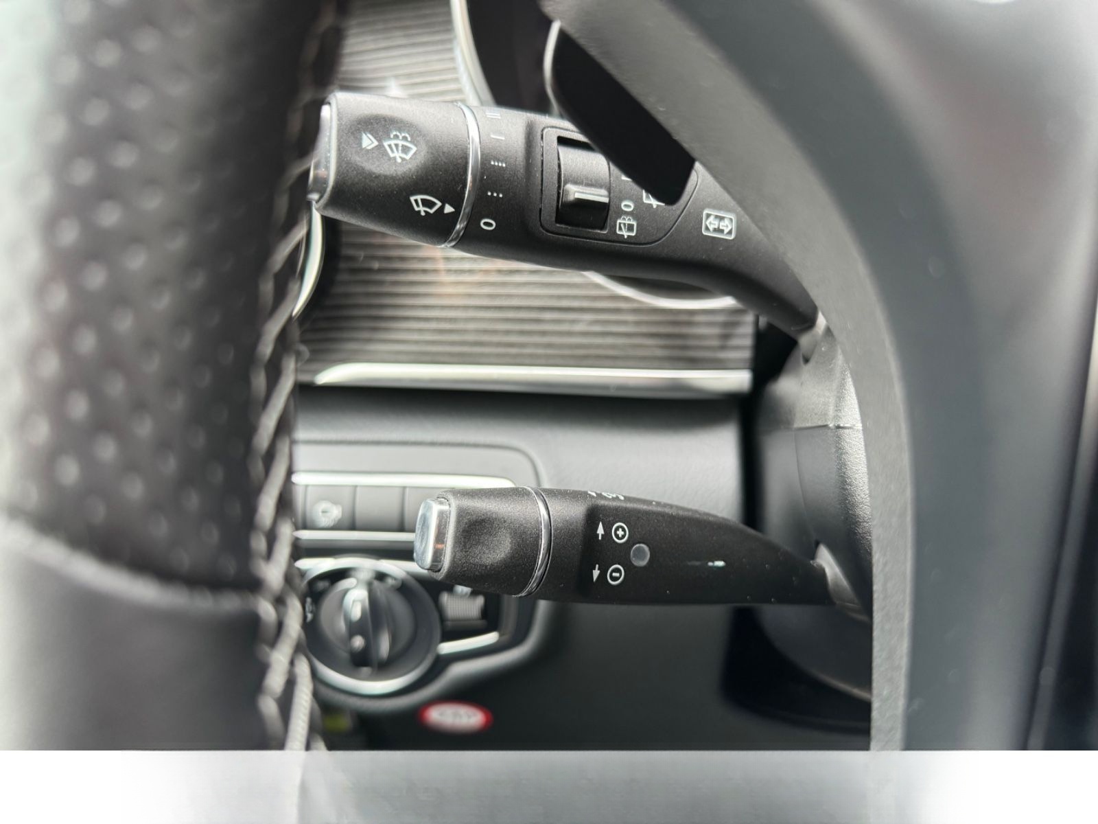 Mercedes-Benz V 250  4MATIC|6-Sitz|Burmester|AHK|STHZ foto 24