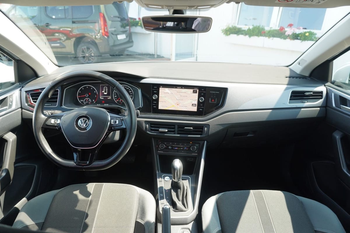 Volkswagen Polo VI 1.0 TSI Highline DSG Navi Beats LED PDC foto 13