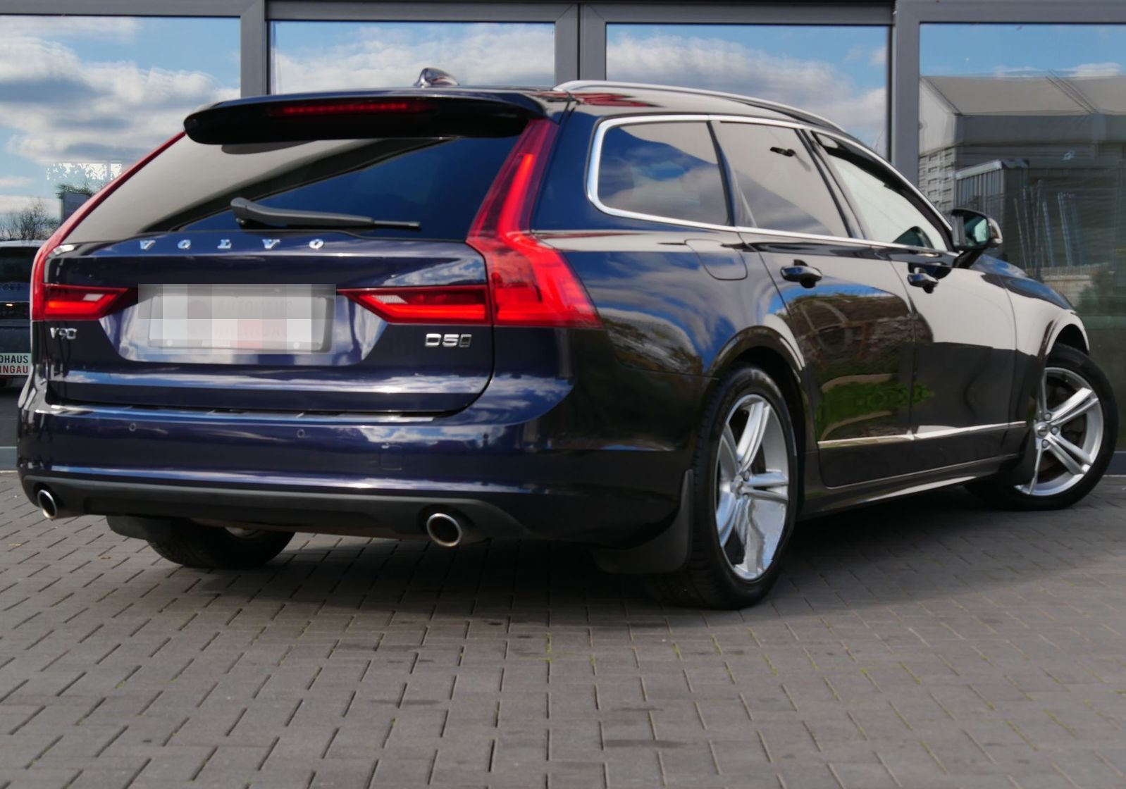 Volvo V90 V 90 D5 AWD DPF Momentum RFK/AHK/DIGITAL foto 17