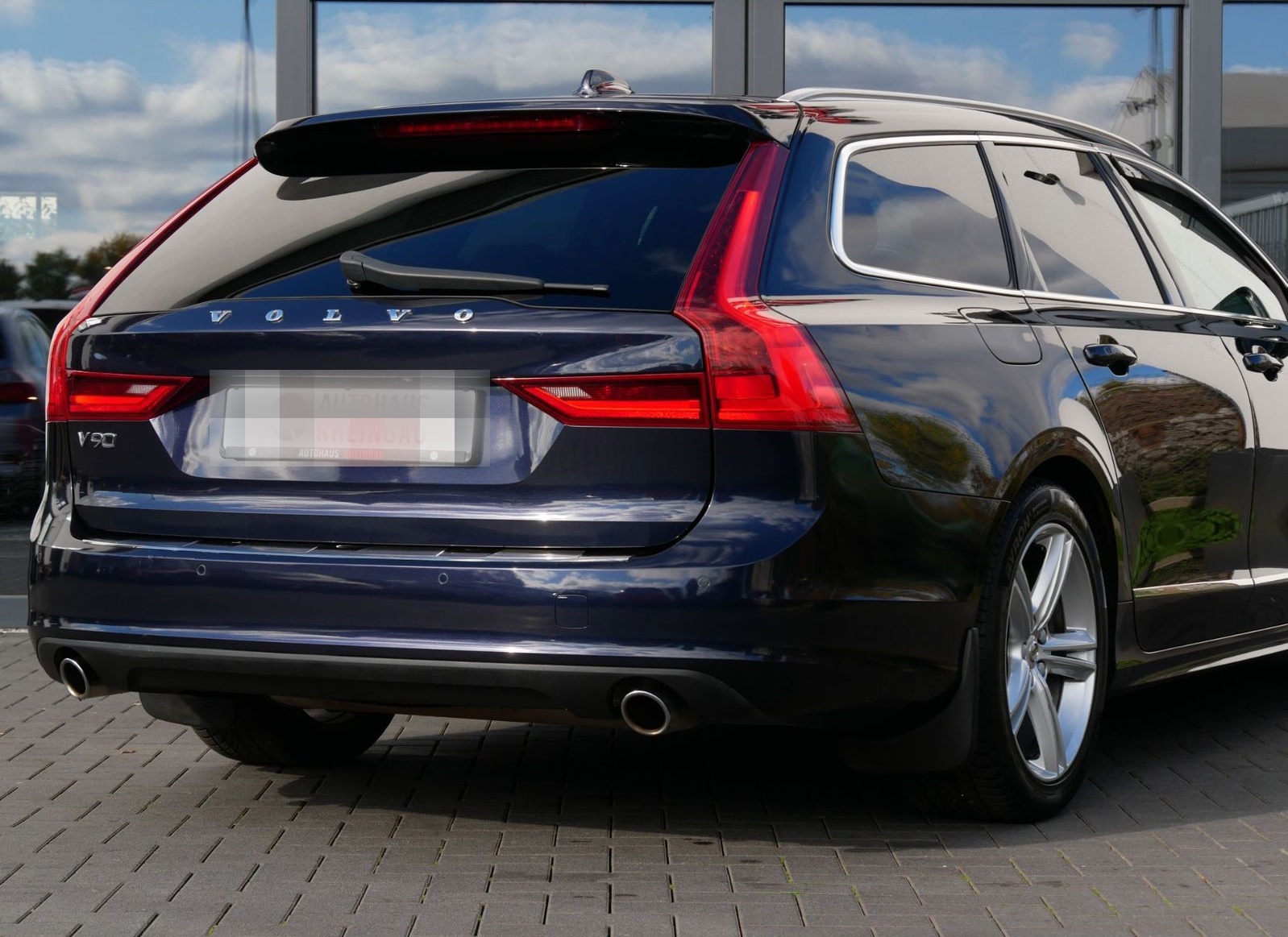 Volvo V90 V 90 D5 AWD DPF Momentum RFK/AHK/DIGITAL foto 18