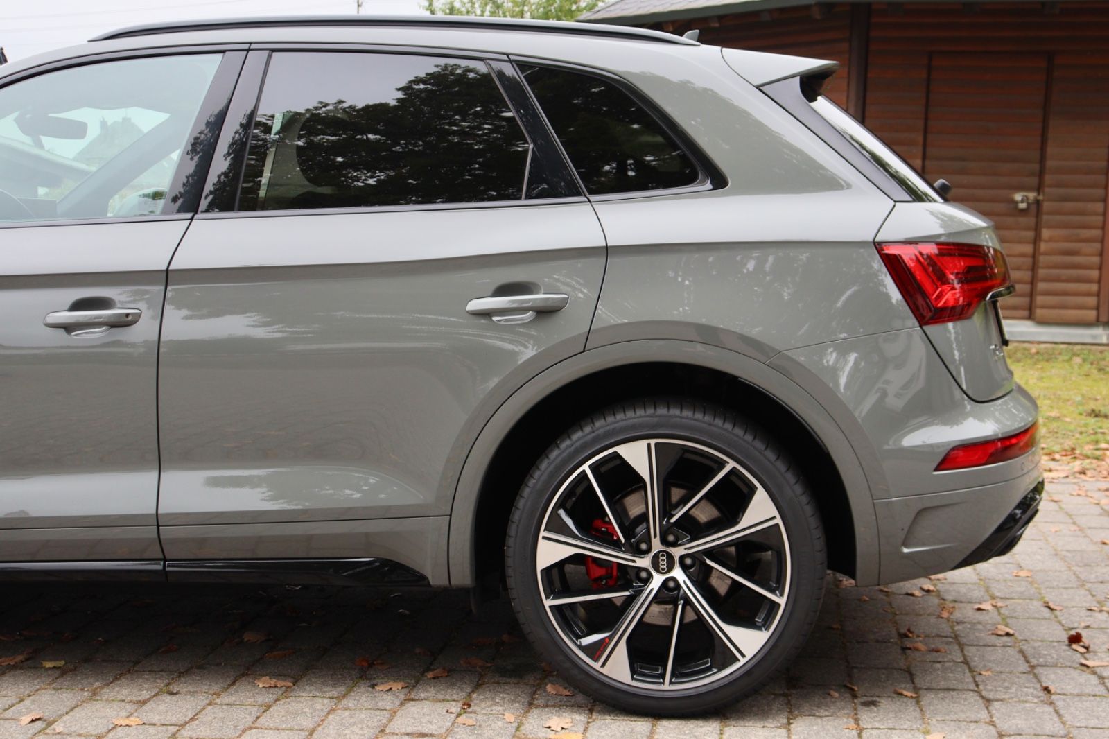 Audi Q5 50TDI 4x4 S line edition MATRIX PANO LUFT HUD foto 3