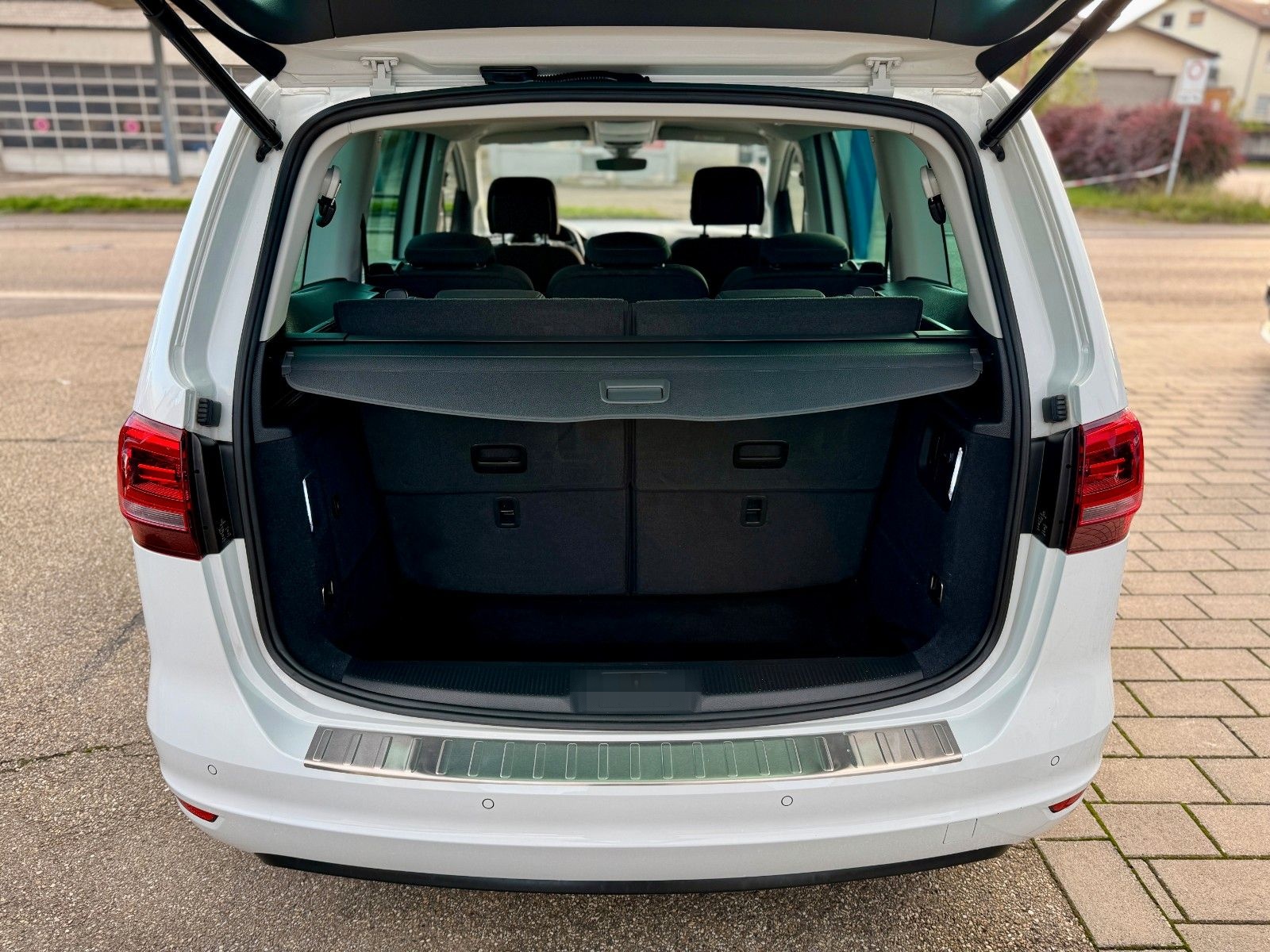 Volkswagen Sharan 2.0 TDI DSG IQ.DRIVE ACC|XEN|Sthzg|7Sitze foto 21