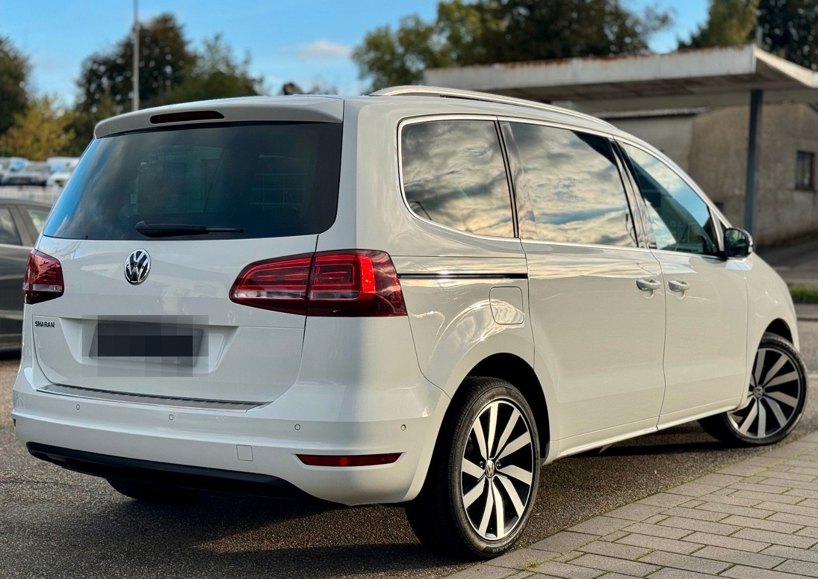 Volkswagen Sharan 2.0 TDI DSG IQ.DRIVE ACC|XEN|Sthzg|7Sitze foto 7
