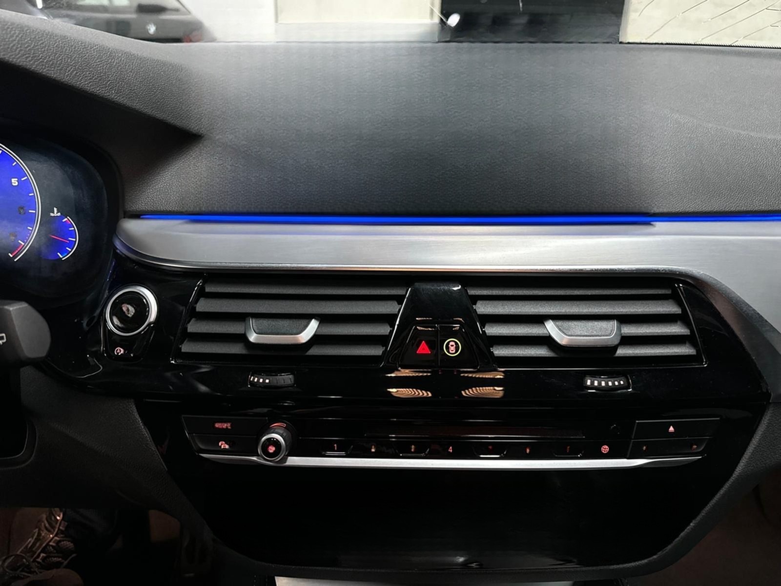BMW 540i xDrive M-Sport*ACC*Pano*DAB*H&K*Soft*Gestik foto 14