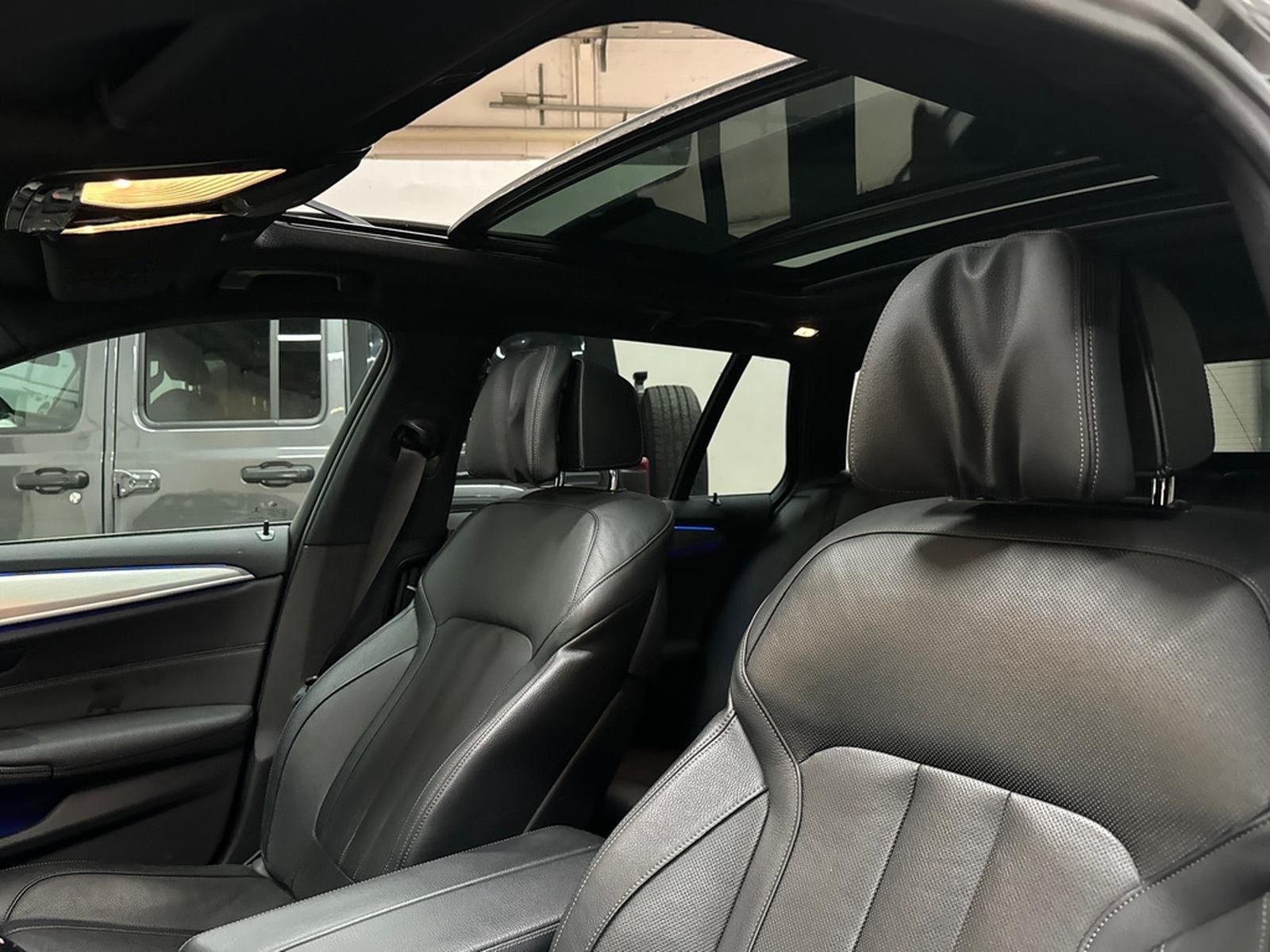 BMW 540i xDrive M-Sport*ACC*Pano*DAB*H&K*Soft*Gestik foto 7
