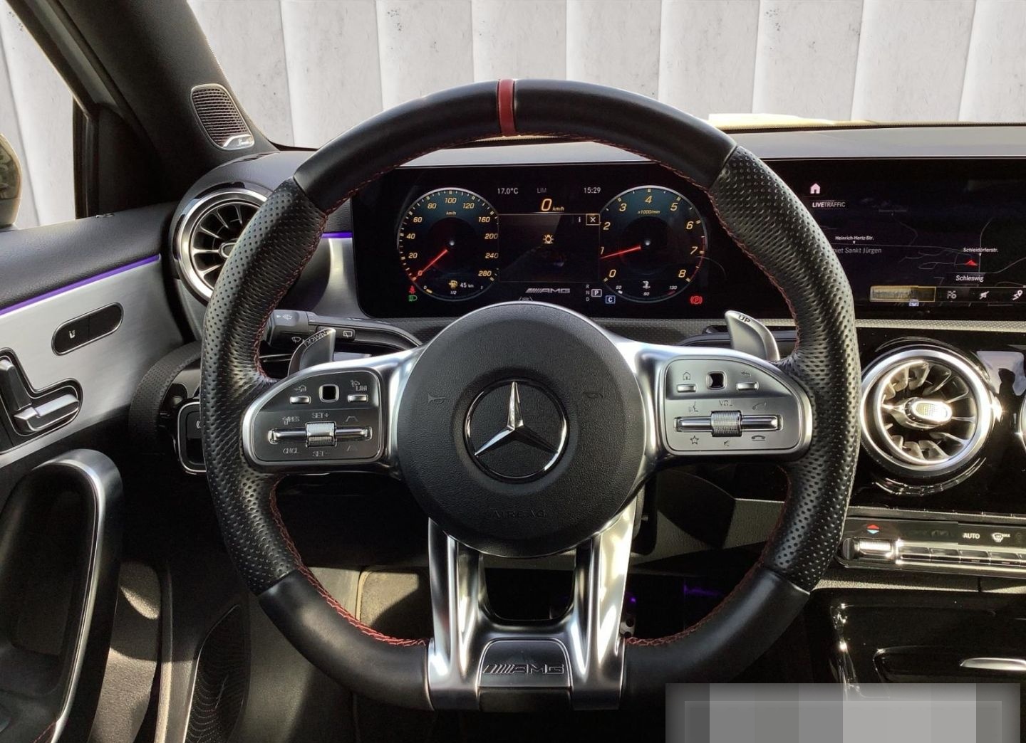 Mercedes-Benz A 35 AMG 4M PANO KAMERA KEYLESS ACC BURMESTER foto 11