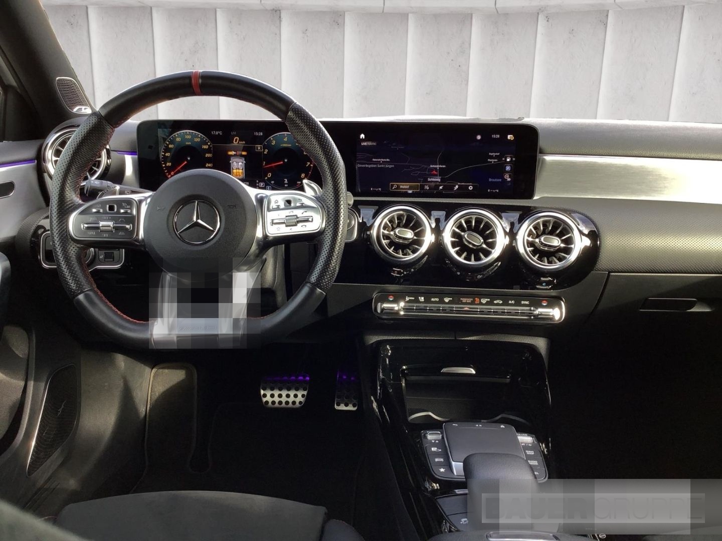 Mercedes-Benz A 35 AMG 4M PANO KAMERA KEYLESS ACC BURMESTER foto 15