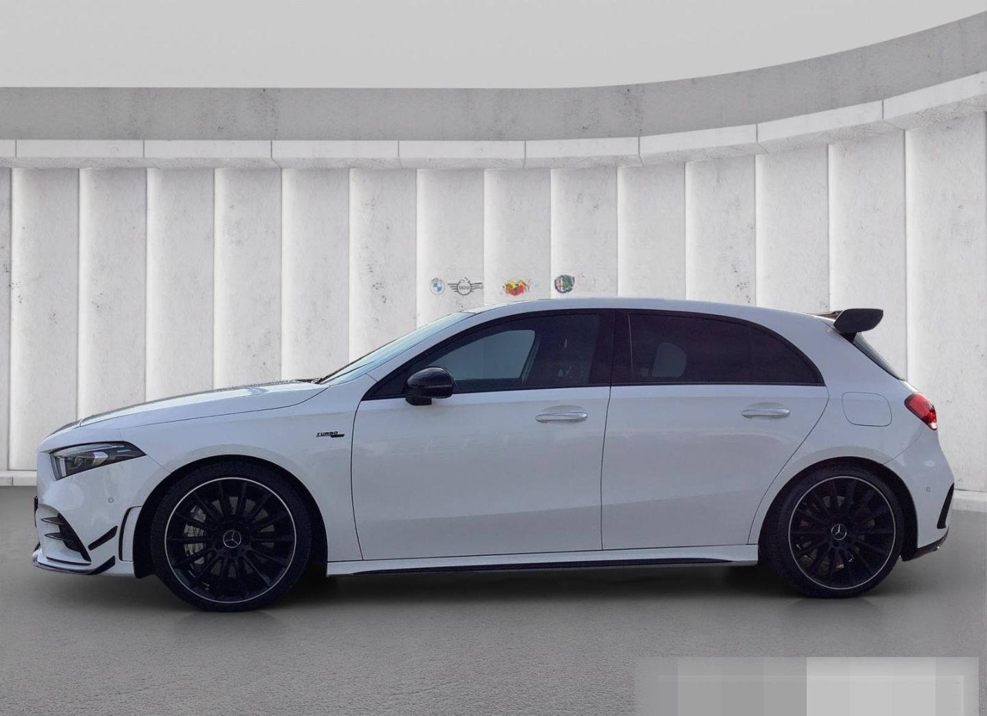 Mercedes-Benz A 35 AMG 4M PANO KAMERA KEYLESS ACC BURMESTER foto 23